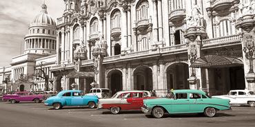 2AP3298-Vintage-American-cars-in-Havana-Cuba--URBAIN-AUTOMOBILE-Anonymous-