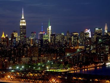 3RB2585-Midtown-Manhattan-at-night-URBAIN--Richard-Berenholtz