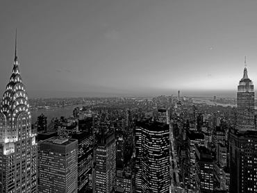 3RB2594-Midtown-and-Lower-Manhattan-at-dusk-URBAIN--Richard-Berenholtz