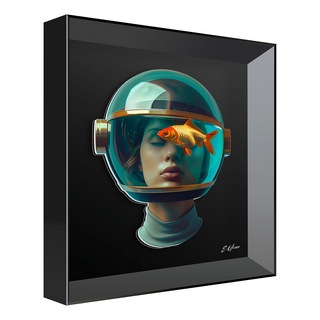 Girl-Helmet-Kalu-Noir-Sebastien-Oliver