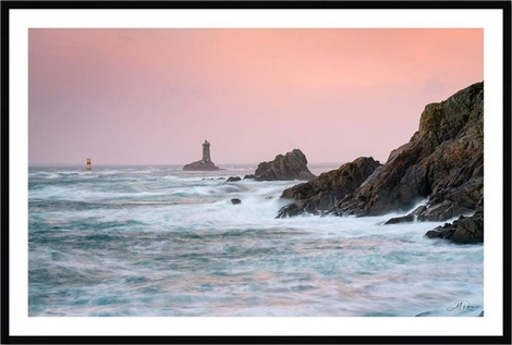 Pointe-du-Raz-en-Cap-Sizun---Coucher-de-soleil