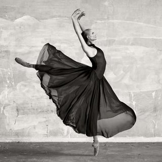 1AP4040-Ballerina-Dancing-(detail)-VINTAGE--Haute-Photo-Collection-