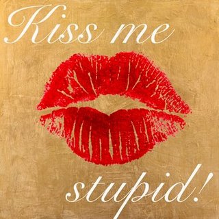 Image 1MC4076 Kiss Me Stupid! #3 DECORATIF  Michelle Clair