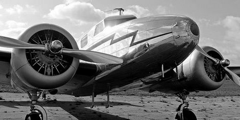 Image 2AP1015 Vintage Airplane AVION VINTAGE Ivan Cholakov