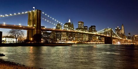 2MS3283-Panoramic-view-of-Lower-Manhattan-at-dusk-NYC-URBAIN--Michel-Setboun