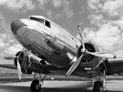 Image 3AP3204 DC-3 in air field Arizona AVION VINTAGE Anonymous 