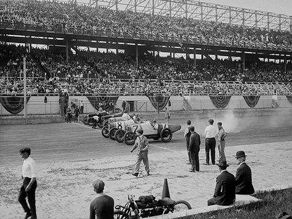 Image 3AP4322 Cars at the start line of the Sheepshead Bay Race Track New York 1918 AUTOMOBILE VINTAGE Anonymous