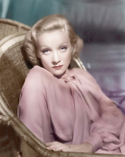bga488925-Hollywood-Photo-Archive-Marlene-Dietrich