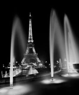 Image ig4305 Eiffel Tower Fountains PAYSAGE URBAIN  Dave Butcher