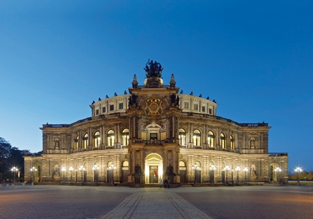 ig5175-Semper-Oper-Dresden-Rolf-Fischer