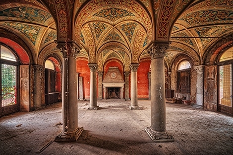 Image By the Fireplace ig9580 Matthias Haker