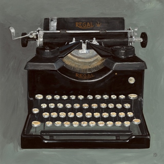 wa2696-Classic-Typewriter-VINTAGE---Avery-Tillmon