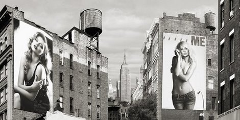 Image 2AP3668 Billboards in Manhattan VINTAGE URBAIN Julian Lauren
