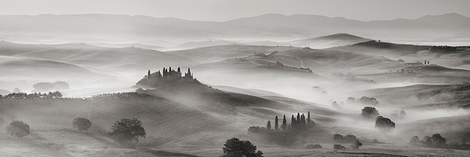 4FK5198-Frank-Krahmer--Val-d`Orcia-panorama,-Siena,-Tuscany-(BW)