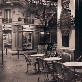 b2257d-Cafe-Montmartre-URBAIN---Alan-Blaustein